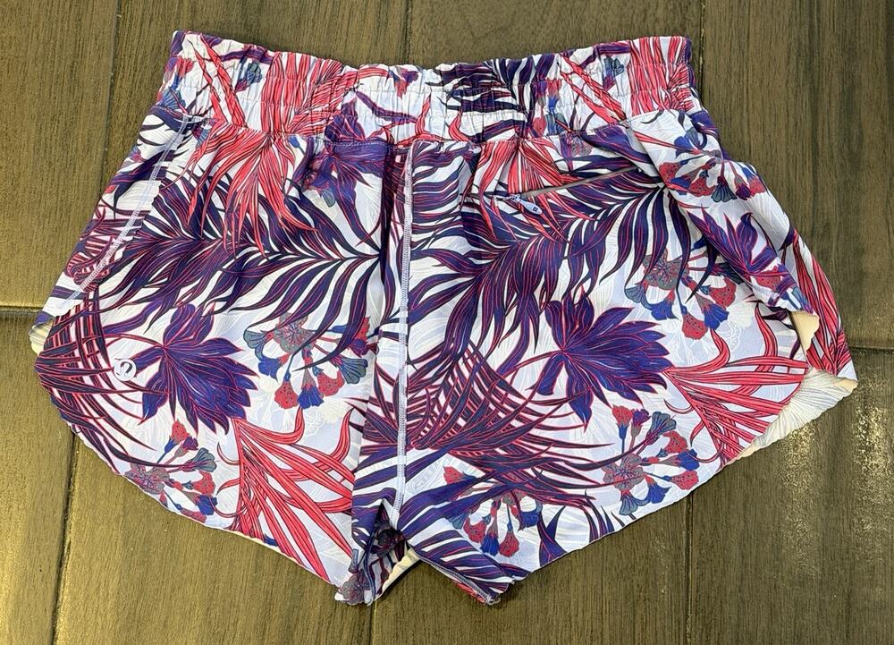 Lululemon Will The Wave Surf Shorts Mini Twisted Tropics Purple Size 6 Running